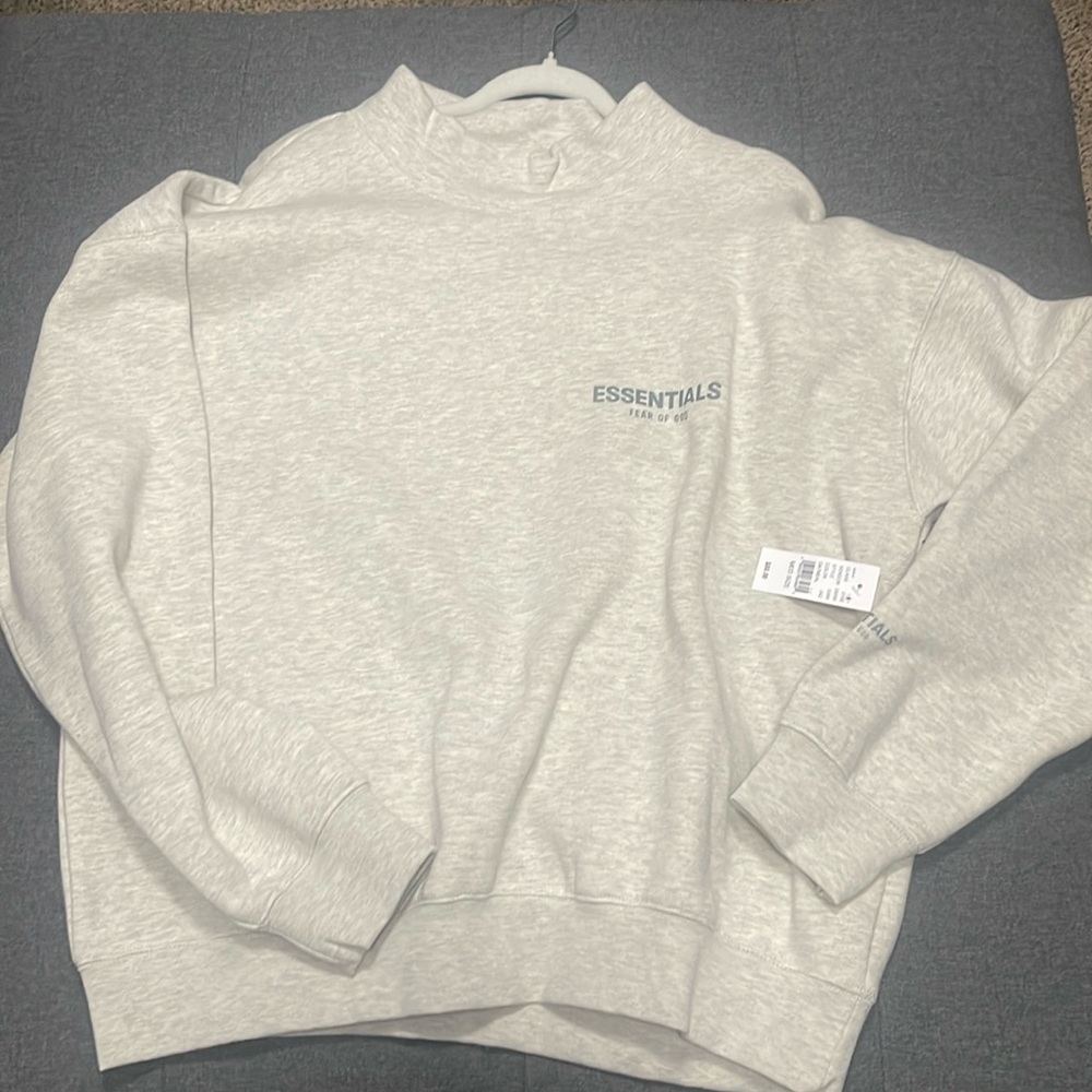 Fear of God ESSENTIALS crew neck sweatshirt size medium